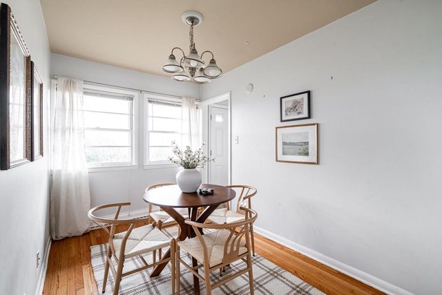 5706 W Luebbe LANE, Milwaukee, WI 53223