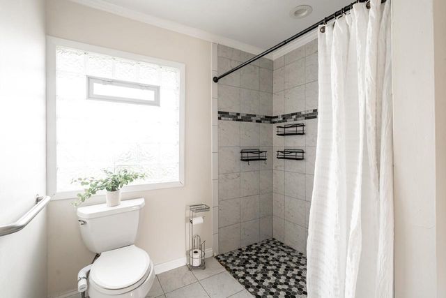 5706 W Luebbe LANE, Milwaukee, WI 53223