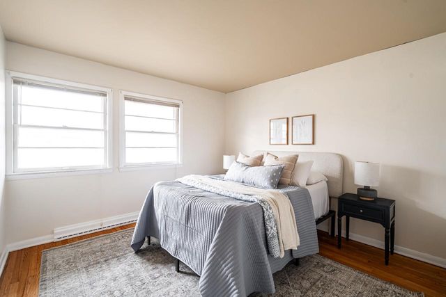 5706 W Luebbe LANE, Milwaukee, WI 53223