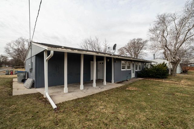 5706 W Luebbe LANE, Milwaukee, WI 53223