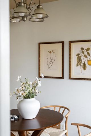 5706 W Luebbe LANE, Milwaukee, WI 53223