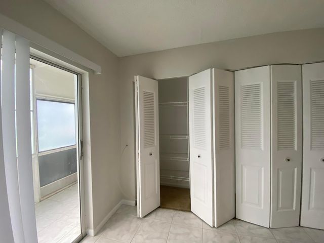152 CAMDEN G, West Palm Beach, FL 33417