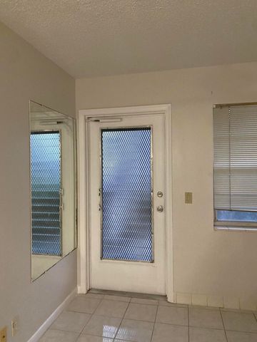 152 CAMDEN G, West Palm Beach, FL 33417