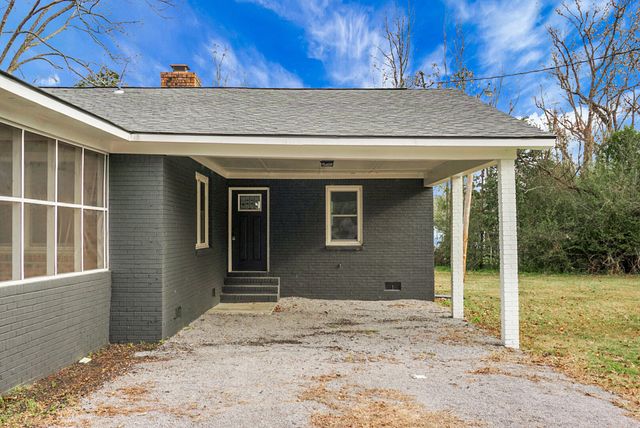 200 Roosevelt Drive, Saint Stephen, SC 29479