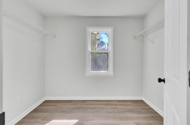 200 Roosevelt Drive, Saint Stephen, SC 29479