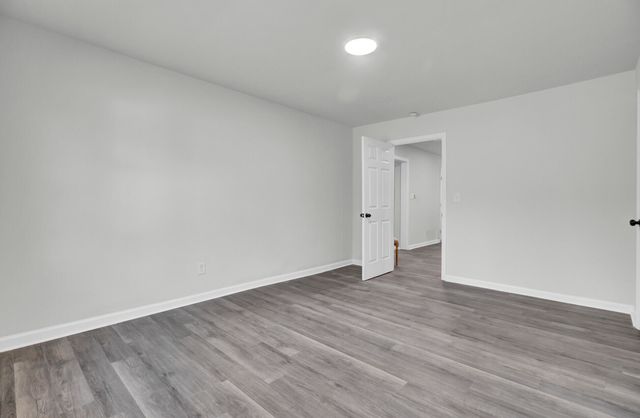 200 Roosevelt Drive, Saint Stephen, SC 29479