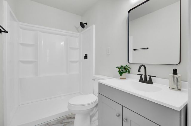 200 Roosevelt Drive, Saint Stephen, SC 29479