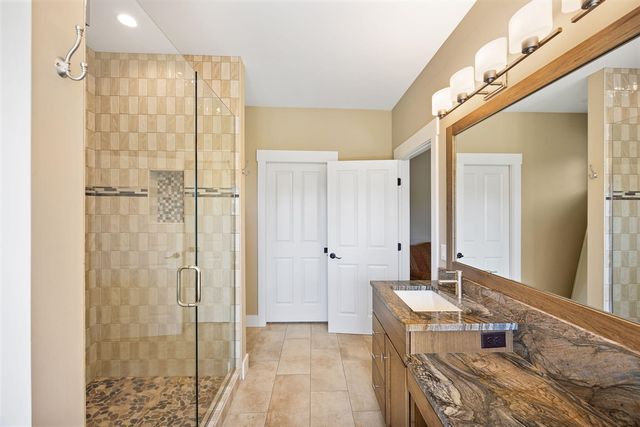 719 Golfview Drive, Douglas, MI 49406
