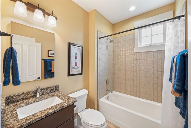 719 Golfview Drive, Douglas, MI 49406