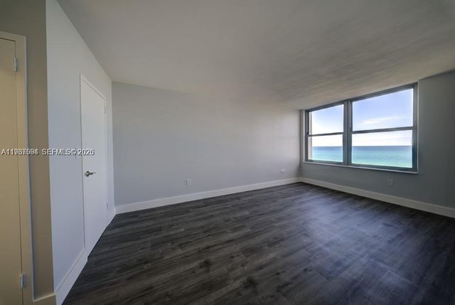2899 Collins Ave 1203, Miami Beach, FL 33140