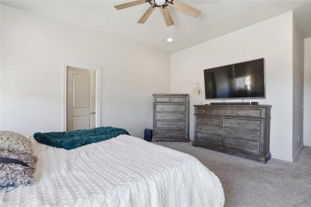 4816 Hillcrest Lane, Edmond, OK 73025