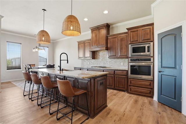 4816 Hillcrest Lane, Edmond, OK 73025