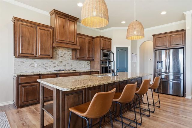 4816 Hillcrest Lane, Edmond, OK 73025