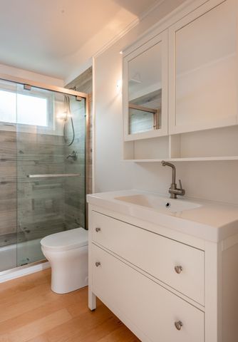 8 Hideaway Place, Rockport, MA 01966