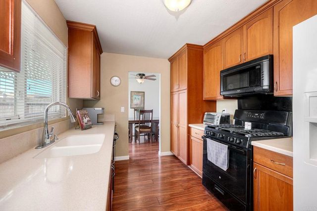 1114 Red Hawk Way, San Marcos, CA 92078
