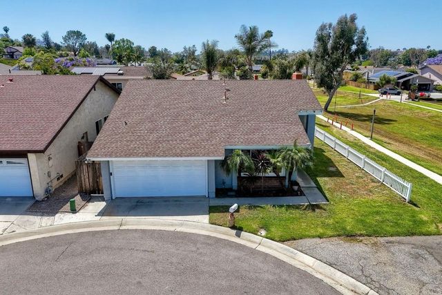 1114 Red Hawk Way, San Marcos, CA 92078
