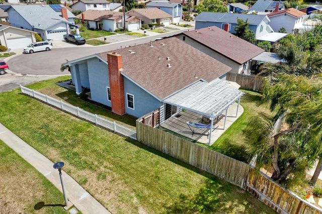 1114 Red Hawk Way, San Marcos, CA 92078