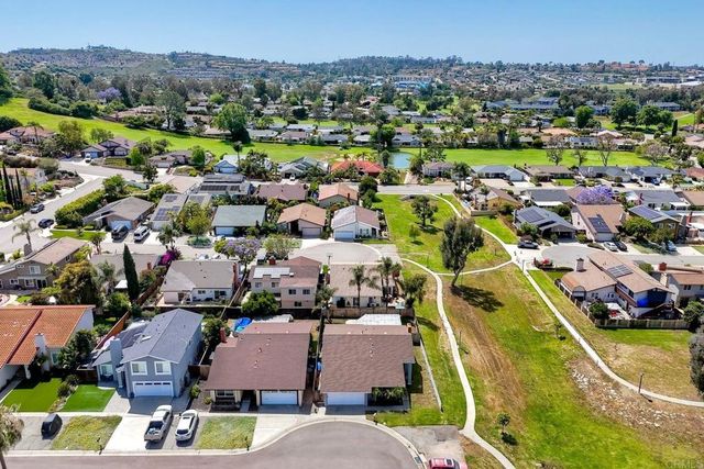 1114 Red Hawk Way, San Marcos, CA 92078
