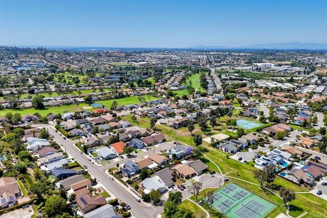 1114 Red Hawk Way, San Marcos, CA 92078