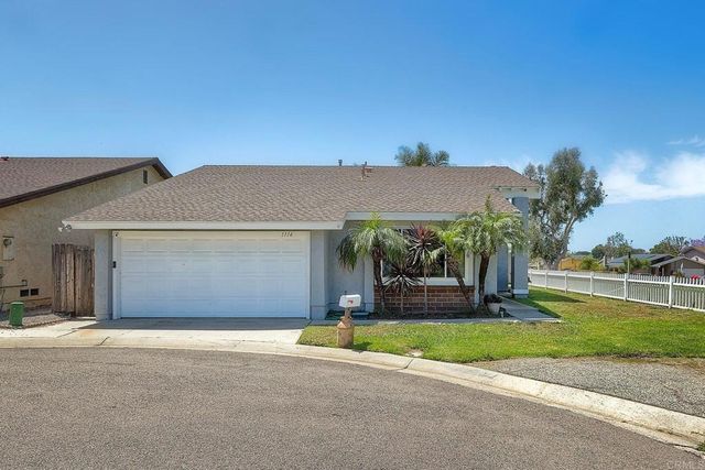 1114 Red Hawk Way, San Marcos, CA 92078