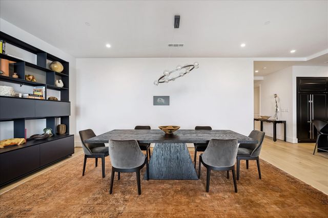 2325 Welch Street 704, Houston, TX 77019