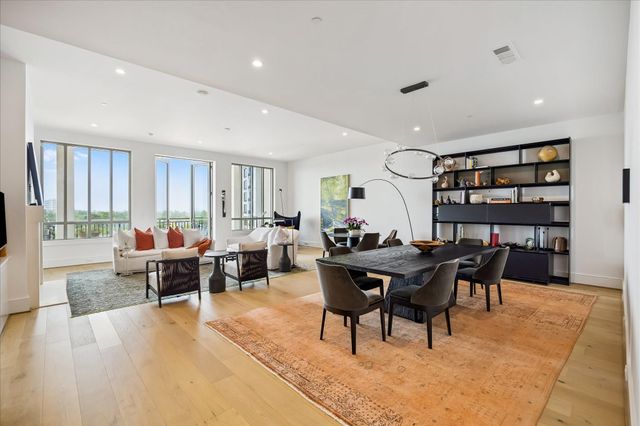 2325 Welch Street 704, Houston, TX 77019