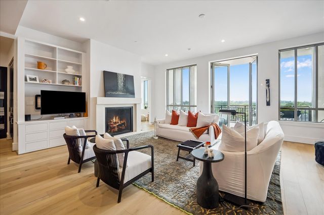 2325 Welch Street 704, Houston, TX 77019