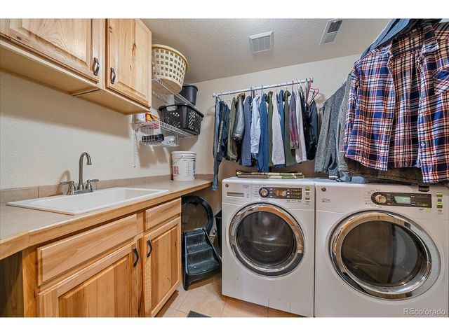 48 High View Ln, Bailey, CO 80421