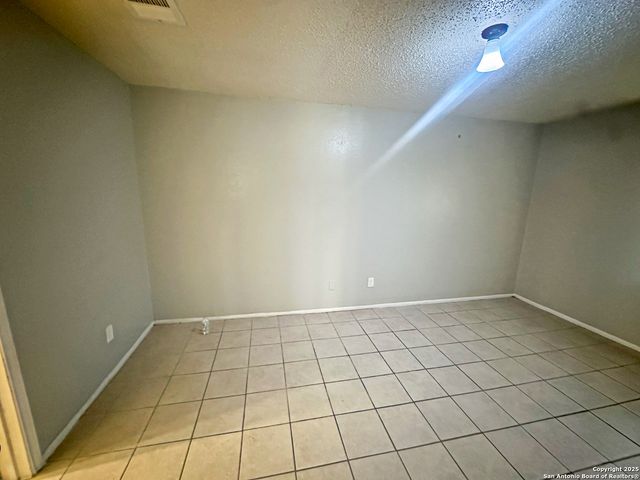 7502 Oak Chase # 7508, San Antonio, TX 78239