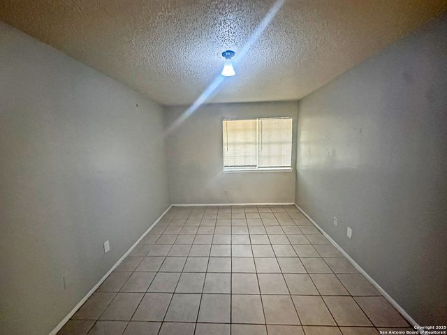 7502 Oak Chase # 7508, San Antonio, TX 78239