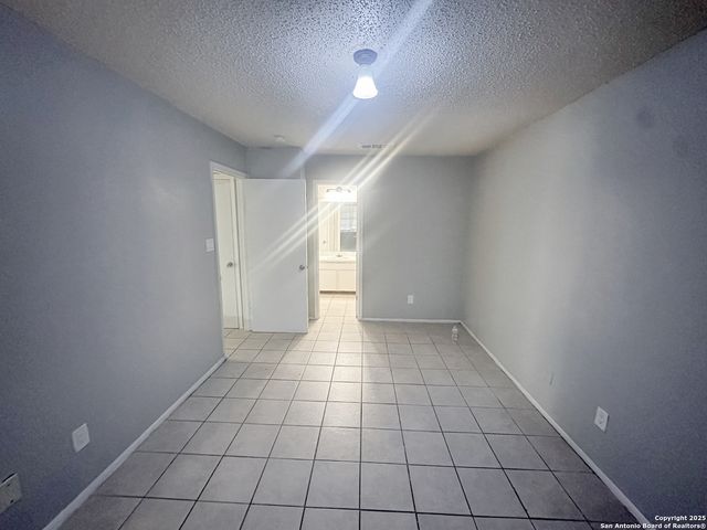 7502 Oak Chase # 7508, San Antonio, TX 78239