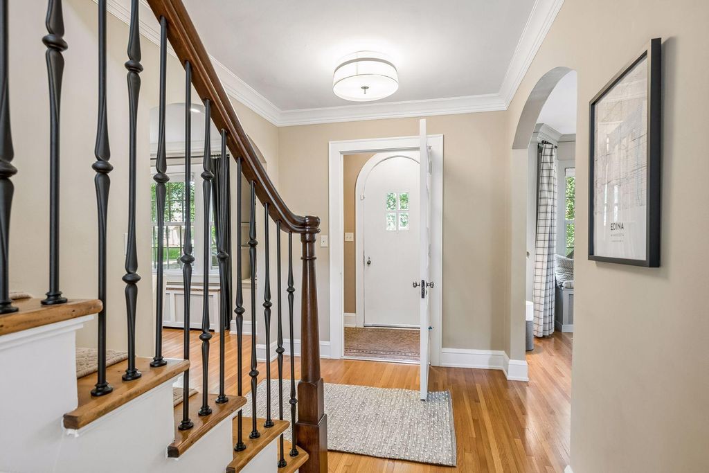 4517 Wooddale Avenue, Edina, MN 55424 — photo 5