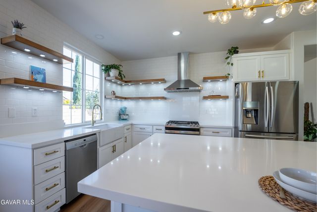 37233 Weeping Branch Street, Palmdale, CA 93550