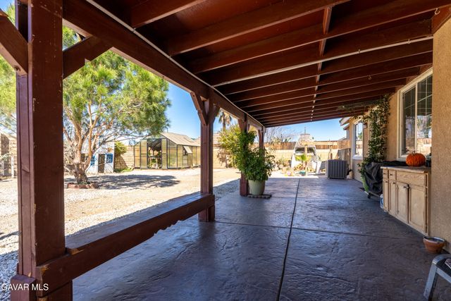 37233 Weeping Branch Street, Palmdale, CA 93550