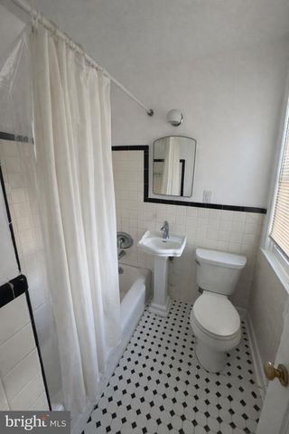 502 SHARPLEY LN, Wilmington, DE 19803