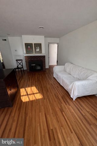 502 SHARPLEY LN, Wilmington, DE 19803