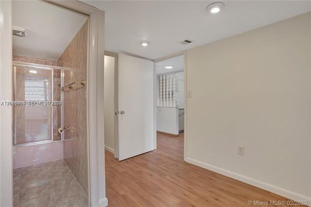 345 Ocean Drive 302, Miami Beach, FL 33139
