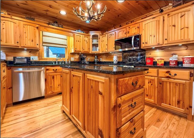 202 Shepherds Ridge Road, Morganton, GA 30560