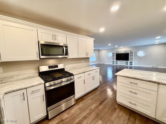 108 Elaine Avenue, Follansbee, WV 26037