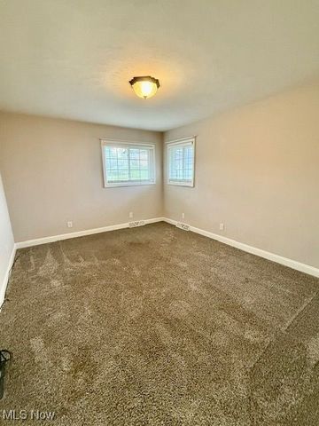 108 Elaine Avenue, Follansbee, WV 26037