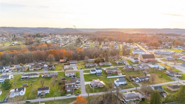 108 Elaine Avenue, Follansbee, WV 26037