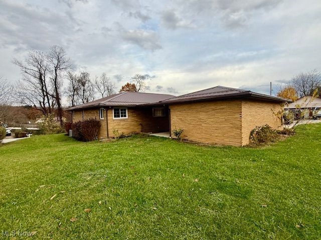 108 Elaine Avenue, Follansbee, WV 26037