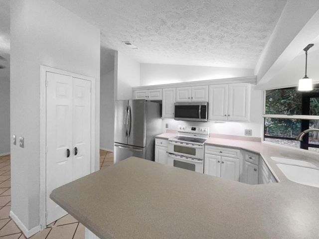 5409 Hickory Drive, Fort Pierce, FL 34982