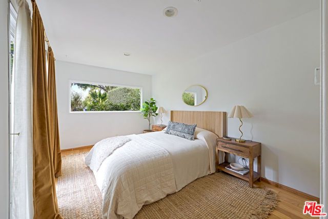3628 Rosewood Avenue, Los Angeles, CA 90066