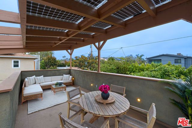 3628 Rosewood Avenue, Los Angeles, CA 90066