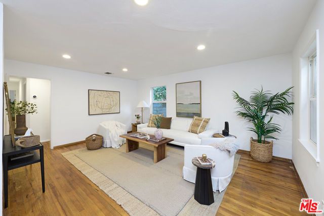 3628 Rosewood Avenue, Los Angeles, CA 90066