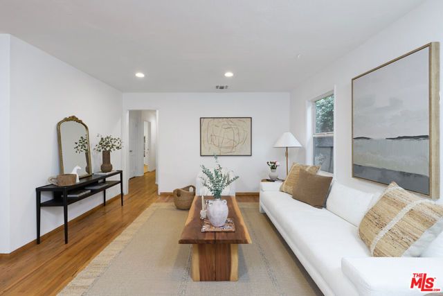 3628 Rosewood Avenue, Los Angeles, CA 90066
