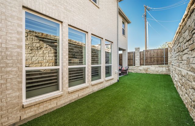 3101 Sir Judge Drive, Lewisville, TX 75056