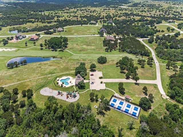 7304 S Aberdeen Drive, Cleburne, TX 76033