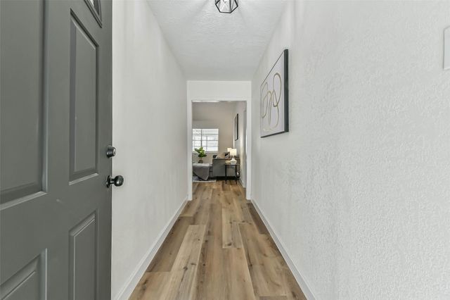 1913 Grace Street, Alvin, TX 77511